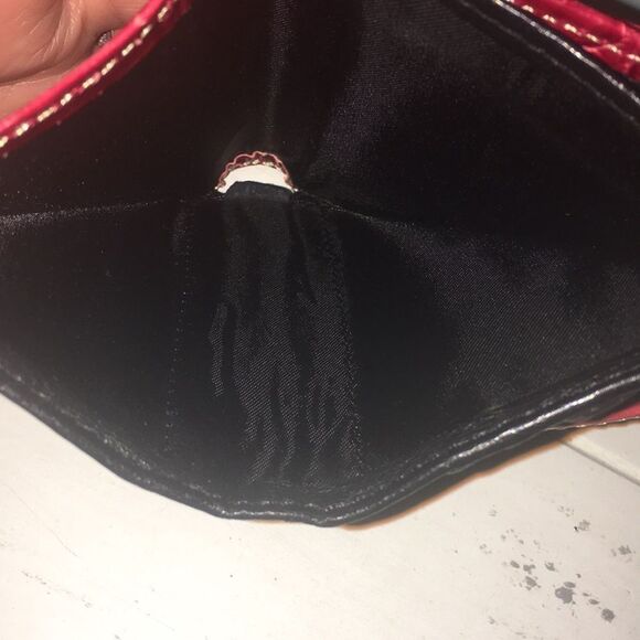 Brighton Red Croc Embossed Wallet EUC - Picture 7 of 8